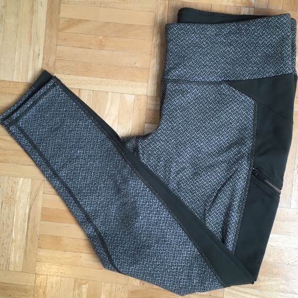 Athleta Olive Green Drifter Leggings - Picture 2 of 5